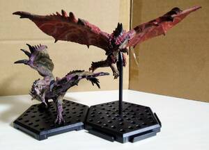 モンスターハンター カプコンフィギュアビルダー 2体セット 黒炎王リオレウス 紫毒姫リオレイア ★