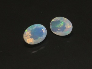 echio Piaa opal approximately 6x8mm oval cut 2 piece Total 1.86ct