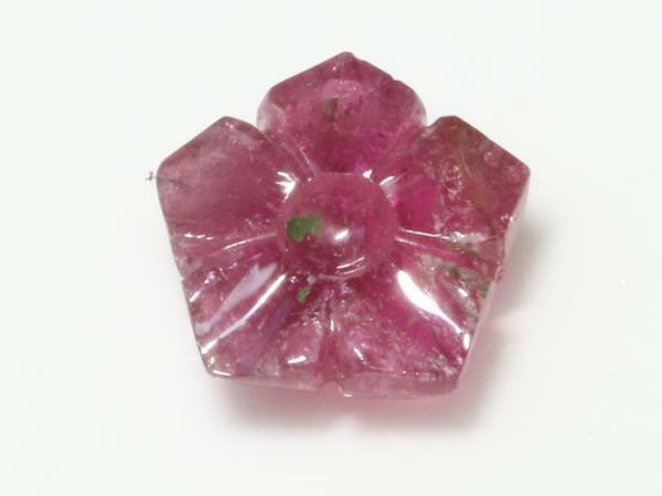 10月誕生石 ピンク系のトルマリンの花 大きさ約10.6x11.2x3.6mm 3.27ct