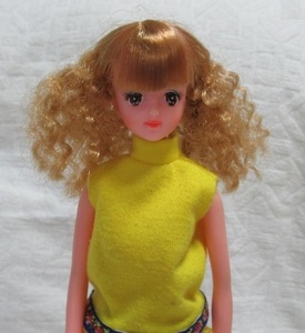 Barbie/バービー　フレンド？　人形　セットアップYL