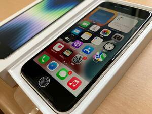 【8/6購入新品未使用】 iPhone SE 第3世代 スターライト白 64GB SIMフリー 送料無料