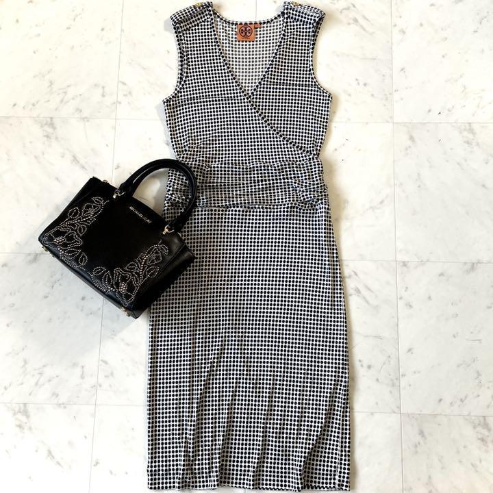美品トリーバチTory Burchシルクワンピース ひざ丈ワンピース