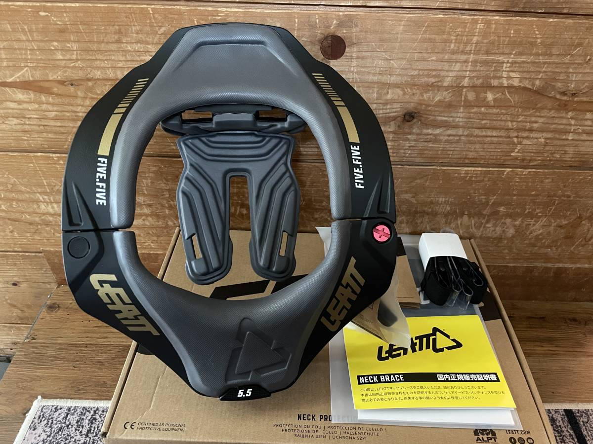 ヤフオク! -「leatt ネックブレース」の落札相場・落札価格