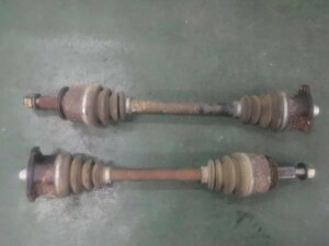 [ Nissan Stagea WGNC34 original rear drive shaft left right set 6 hole R200]