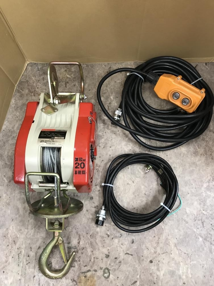 お得クーポン発行中 マキタ 小型ホイスト定格荷重60kg 揚程30m TH60SP