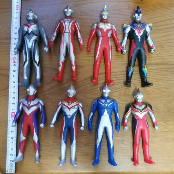 ウルトラマンギンガ ウルトラヒーローシリーズ ティガ ダイナ ネクサス ライブサイン付き等 ソフビ フィギュア セット