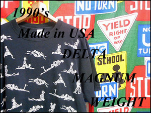 ★ビッグシルエットな1枚★USA製アメリカ製DELTA MAGUNUM WEIGHTビンテージスカルセックスプリントTシャツ90s90年代四十八手黒色ブラック
