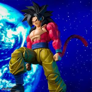 塗装済み可動フィギュア S.H.フィギュアーツ ドラゴンボールZ スーパーサイヤ人4 孫悟空 ABS&PVC製 DRAGON BALL BANDAI SPIRITS バンダイ