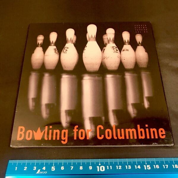 【映画パンフレット】ボーリング・フォー・コロンバイン Bowling for Columbine マイケル・ムーア 【未開封】