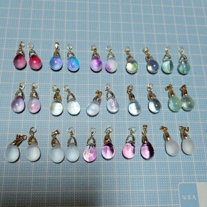 【53】バチカン付き ぷっくり雫ガラス アクセサリーパーツ 30個 15ペア チャーム