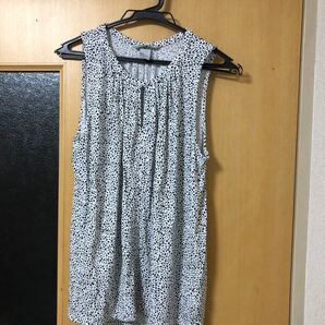 美品 H&M ダルメシアン柄タンクトップ