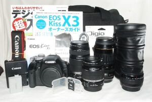 ショット数3936回の特上品【初心者入門】Canon キャノン EOS Kiss x3 トリプルレンズセットプラス 付属品多数