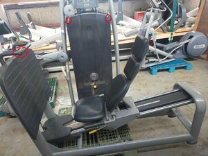 ■テクノジムTechnogym 2SC LRG PRESS レグプレス　脚力トレーニングマシン★値段交渉OK現品確認OK【B0720Z3BH】