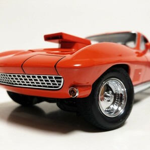 Exotoエグゾト/'67 Chevyシボレー Corvetteコルベット StingRayスティングレイ オレンジ 1/18