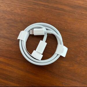 ④新品 未使用 USB-C Lightningケーブル Apple 純正