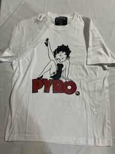 【正規品】Betty Boop　Tシャツ　未使用品　S　#bi-502