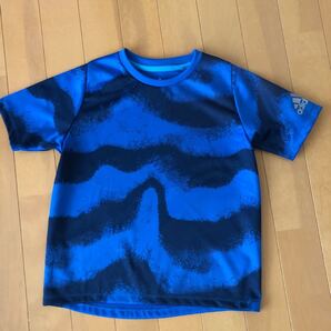 アディダスTシャツ 130サイズ