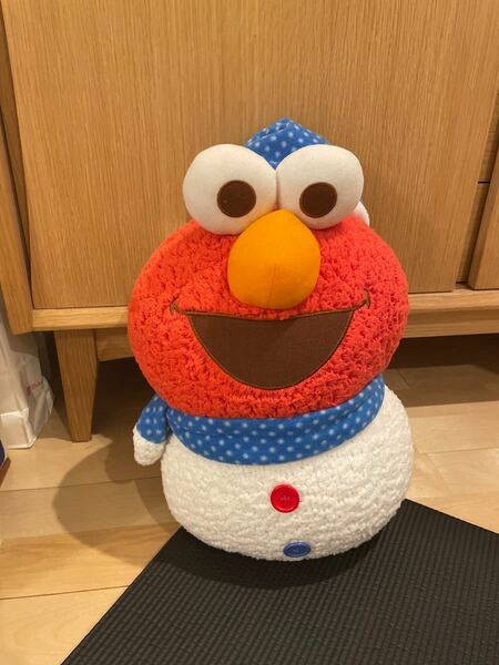 エルモ　SNOWY ELMO 雪だるま　ぬいぐるみ　ユニバ