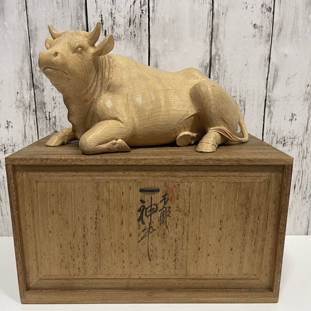 ヤフオク! -「彫刻 木彫 牛」の落札相場・落札価格