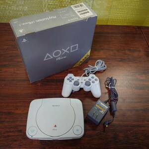 SONY Playstation PS ONE console controller SCPH100 w/box working ソニー プレステ PS one 本体1台 コントローラ1台 箱付 動作品有 A414