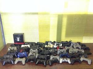 SONY Playstation1&2&3 PS1 PS2 PS3 49controllers working ソニー プレイステ－ション PS1 PS2 PS3 他 コントローラー 49台 動作品有 A422