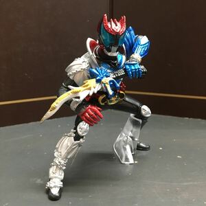 仮面ライダーキバ　ガルルフォーム　HDM 創絶　フィギュア