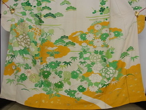 着物屋こころ■豪華振袖　駒刺繍　草花文　松竹梅　金彩　着丈162cm 裄65cm　正絹　逸品　B-ou985_画像3