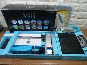 動作品　Nintendo（任天堂）　Wiiスポーツリゾートパック　本体 ブラック　Wiiリモコンプラス2個　ヌンチャク　SKN-4357