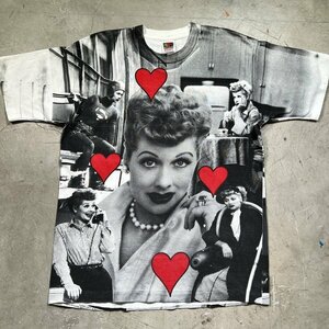 I Love Lucy アイラブルーシー 【men2407H】 90's オールオーバープリントTee Lucille Ball 総柄 ピクチャー コメディドラマ 美品 L AG