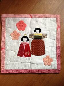 Art hand Auction Doll's Festival Doll's Festival Tapestry Using Kimono Fabric Patchwork Patchwork Quilt Quilt Handmade Item, sewing, embroidery, Finished product, others