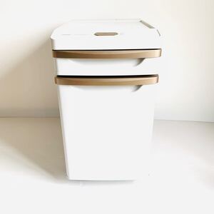 TWINBIRD ベッドサイド冷蔵庫 HR-D282W