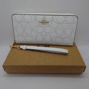 新品 コーチ 長財布 C4715 パフォレイテッド ストラップ付 アウトレット品