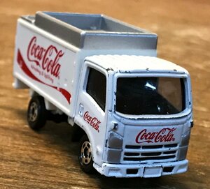 CC-7048 ■送料無料■ COCA COLA トラック ISUZU ELF トミカ TOMICA TOMY 自販機 ミニカー 車 自動車 41g ●動作品 /くGOら