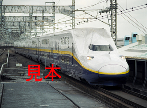 鉄道写真、645ネガデータ、155083430001、新幹線E4系（P1編成）、JR大宮駅、2008.07.31、（4591×3362）