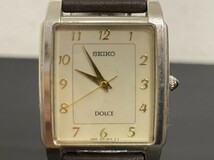 A3　SEIKO　セイコー　DOLCE　ドルチェ　5E31-5000　ホワイト系文字盤　ブランド腕時計　メンズ腕時計　クオーツ　現状品_画像1