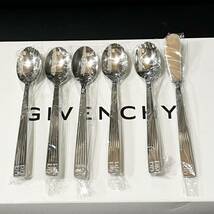 ジバンシー GIVENCHY カトラリーセット★ スプーン・フォーク16本★ 未使用品 ★18－0ステンレス カレースプーン_画像2