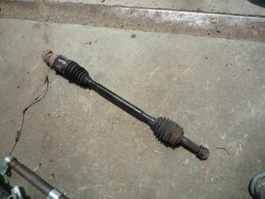 (pa Trio to) left rear drive shaft (MK74)