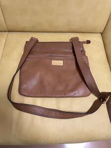  Valentino leather shoulder bag 