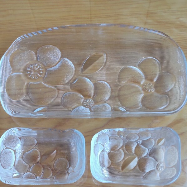 セット ガラス 豆皿 花柄 プレート 昭和レトロ 新品未使用 3個 薬味皿 小皿