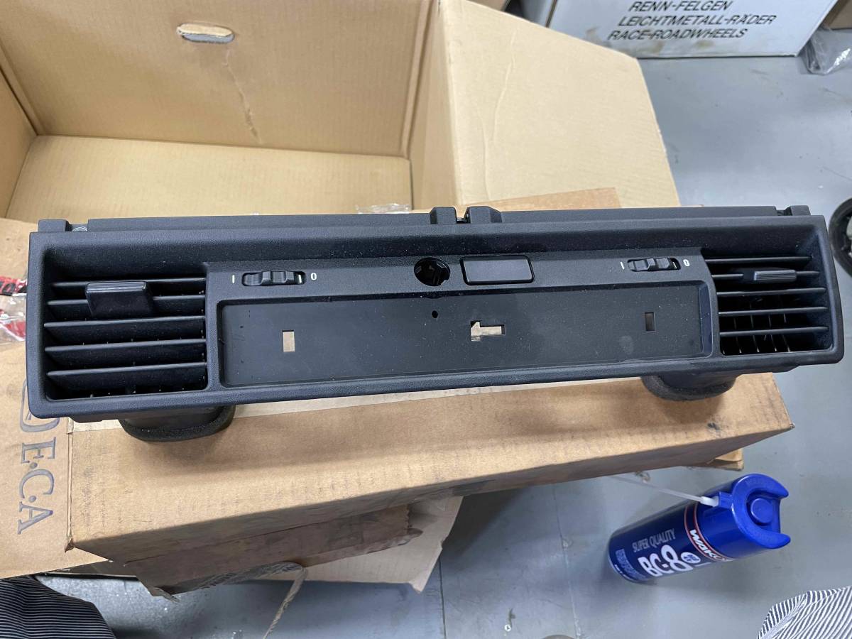 BMW☆E36助手席グリルカバー(エアコンレジスター)純正64221387464☆未使用