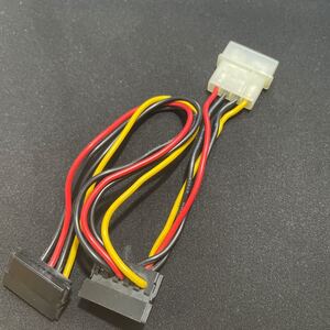 ペリフェラル4pin→SATA電源変換ケーブル