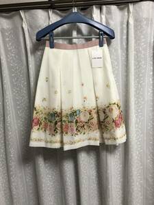  tag equipped L'Est Rose Palette flower border skirt 