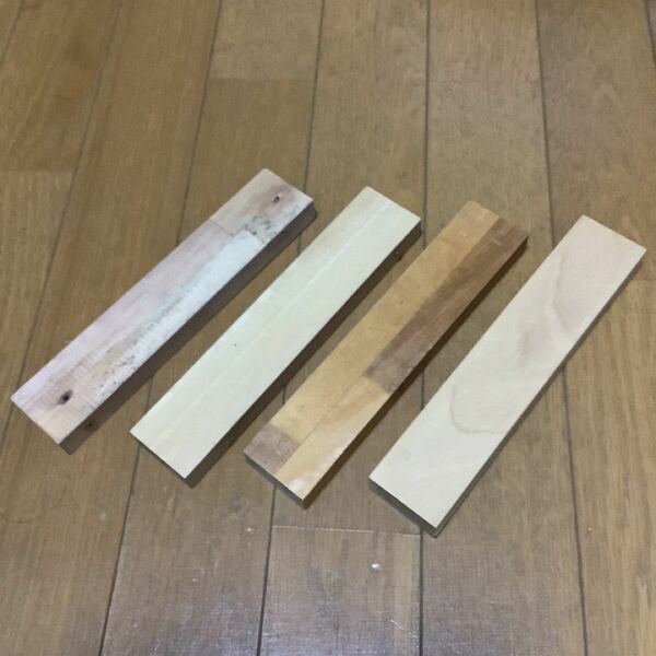 木の板 4枚セット　木材