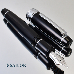 ◆●お買い得!【SAILOR/セーラー】 プロフェッショナルギア 黒銀 万年筆 KOPモデル 超大型21金 M 中字 迫力ボディ 未使用 展示品/S244SV