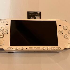★美品 動作良好 SONY PSP-3000 ホワイト メモリースティック付き 少し異音あり 送料無料★