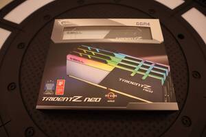「自用品」G.SKILL F4-2666C18Q-128GTZN デスクトップ用メモリ DDR4-2666 128GB (4x32GB) Trident Z Neo シリーズ