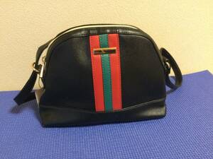 C1632 black & red & green shoulder bag length 20 width 27 inset 7