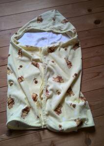  Pooh pattern blanket 