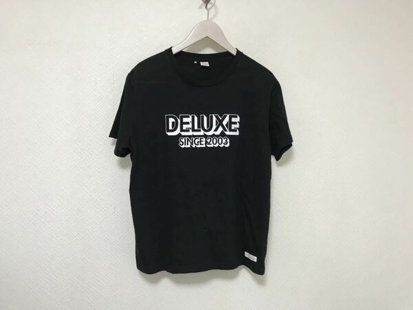 美品本物デラックスDELUXEコットンロゴプリント半袖TシャツメンズアメカジサーフミリタリーMビジネス黒グレーストリートスケーター日本製