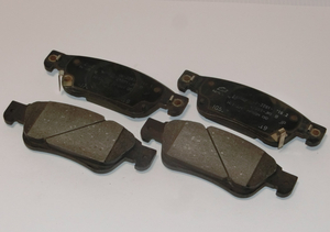 NISSAN original front brake pad Skyline KV36 HITACH Nissan Nissan reference product number PITWORK AY040-NS143